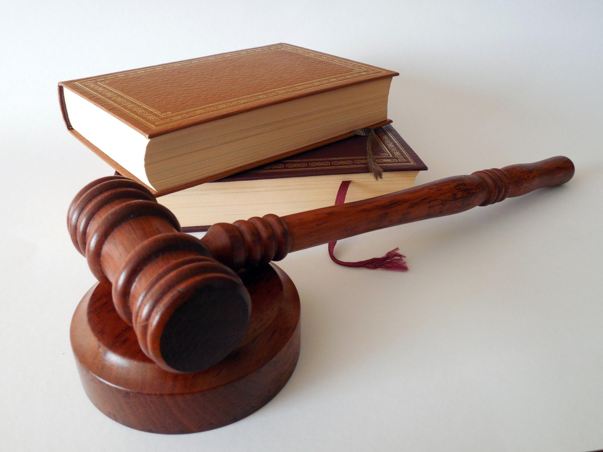 insurance expert testimony